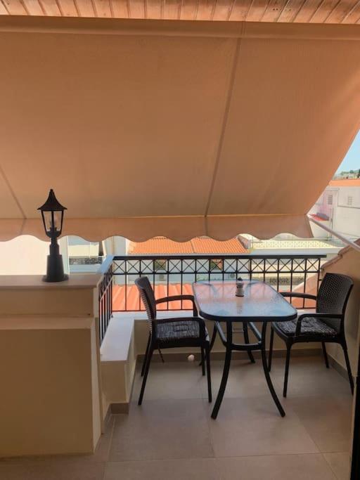 Апартаменты Attic View Palatia Nea Palatia Экстерьер фото